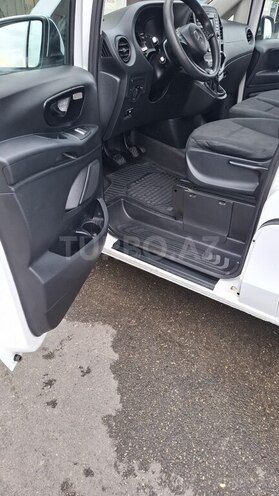 Mercedes Vito 114 2018, 206,000 km - 2.2 l - Bakı