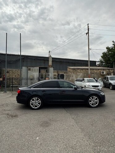 Audi A6 2012, 305,000 km - 3.0 л - Bakı