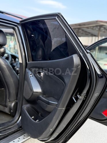 Hyundai ix35-13