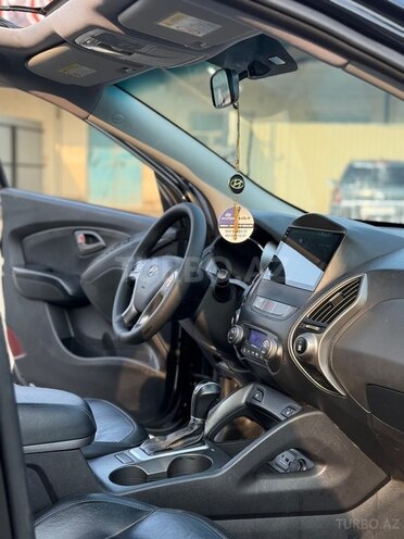 Hyundai ix35-10