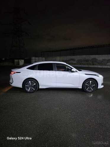 Changan Qiyuan A05 2024, 15,800 km - 1.5 л - Bakı