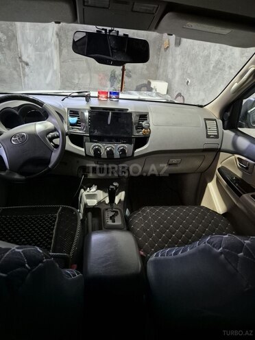 Toyota Fortuner 2013, 330,000 km - 2.7 l - Quba