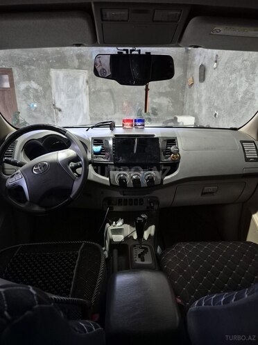 Toyota Fortuner 2013, 330,000 km - 2.7 l - Quba