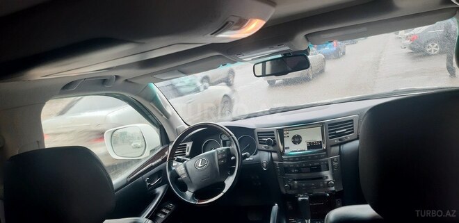 Lexus LX 570 2011, 245 km - 5.7 л - Bakı