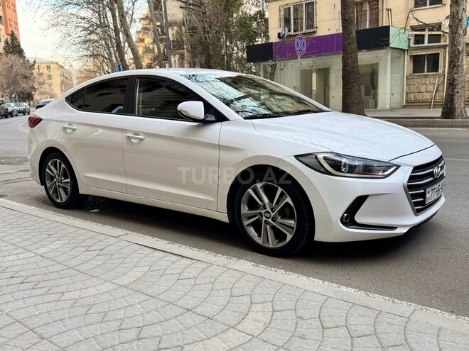 Hyundai Avante 2017, 170,000 km - 1.6 l - Bakı