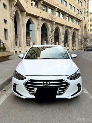 Hyundai Avante 2017, 170,000 km - 1.6 l - Bakı