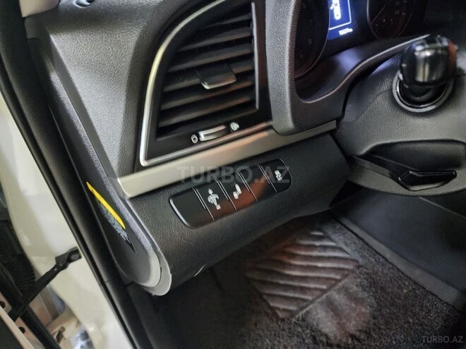 Hyundai Avante 2017, 170,000 km - 1.6 l - Bakı