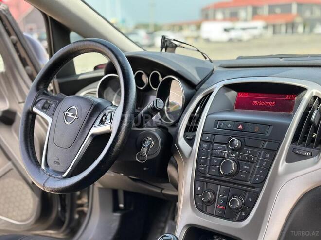 Opel Astra 2010, 285,000 km - 1.4 l - Bakı