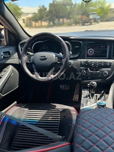Kia Optima-5