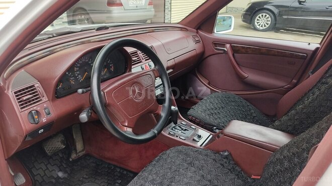 Mercedes C 180 1998, 292,000 km - 1.8 l - Lənkəran