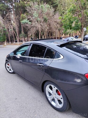 Chevrolet Cruze-19