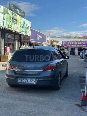Opel Astra 2006, 313,000 km - 1.4 l - Quba