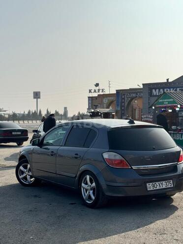 Opel Astra 2006, 313,000 km - 1.4 l - Quba