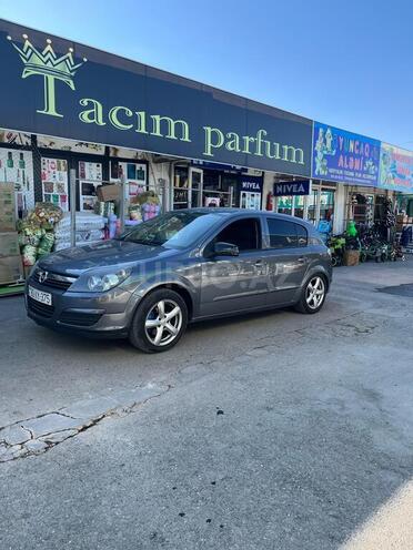 Opel Astra 2006, 313,000 km - 1.4 l - Quba