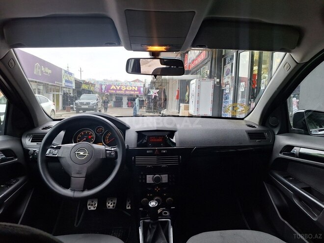Opel Astra 2006, 313,000 km - 1.4 l - Quba