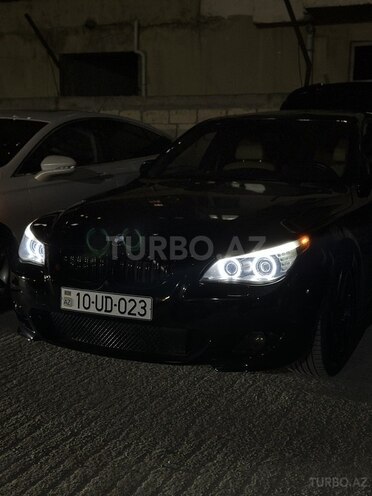 BMW 530 2003, 260,000 km - 3.0 l - Bakı