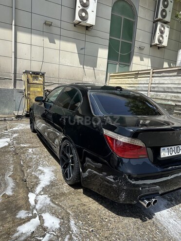 BMW 530 2003, 260,000 km - 3.0 l - Bakı
