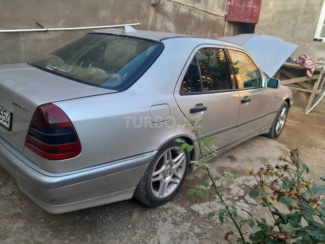 Mercedes C 230 1996, 586,247 km - 2.3 l - Bakı