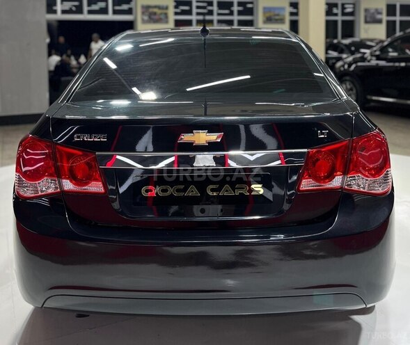 Chevrolet Cruze-11