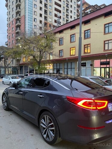 Kia K5-8