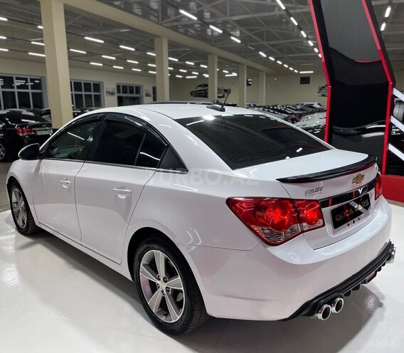 Chevrolet Cruze-10