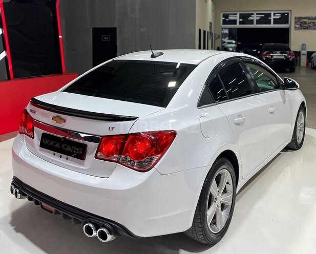 Chevrolet Cruze-9