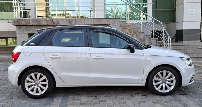 Audi A1-3