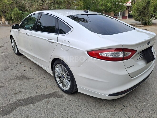 Ford Fusion (North America) 2014, 250,000 km - 1.6 l - Sumqayıt
