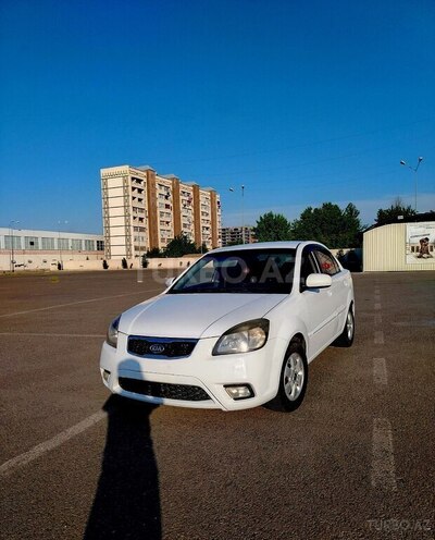 Kia Rio 2011, 375,500 km - 1.4 l - Gəncə