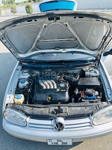 Volkswagen Golf 2002, 300,000 km - 2.0 l - Bakı