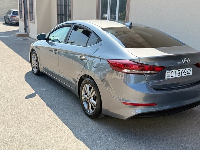 Hyundai Elantra 2017, 232,301 km - 2.0 л - Bakı