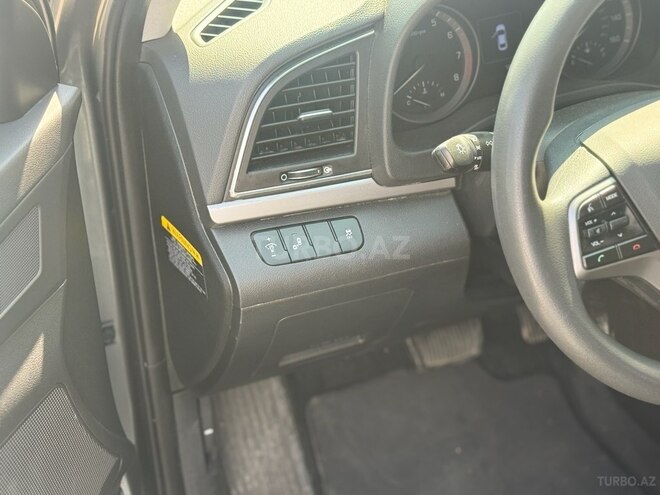 Hyundai Elantra 2017, 232,301 km - 2.0 л - Bakı