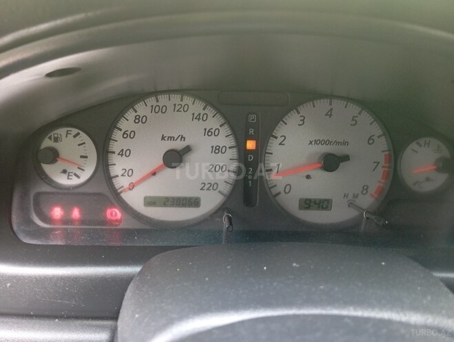 Nissan Sunny 2005, 238,066 km - 1.6 л - Tovuz