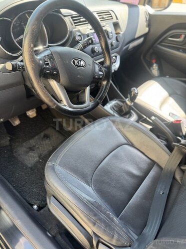 Kia Rio 2014, 220,000 km - 1.4 l - Bakı