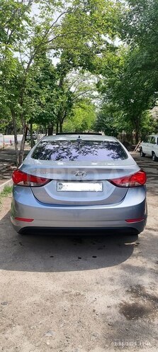 Hyundai Elantra 2015, 100,000 km - 1.8 l - Yevlax