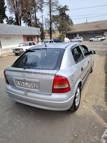 Opel Astra 2002, 172,000 km - 1.6 l - Astara