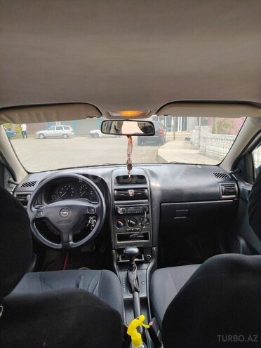 Opel Astra 2002, 172,000 km - 1.6 l - Astara