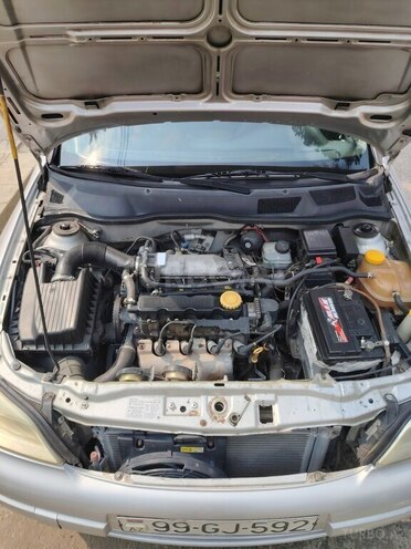 Opel Astra 2002, 172,000 km - 1.6 l - Astara