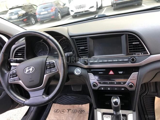 Hyundai Elantra 2018, 104,000 km - 2.0 л - Bakı