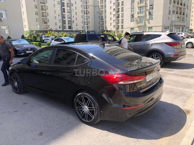 Hyundai Elantra 2018, 104,000 km - 2.0 л - Bakı