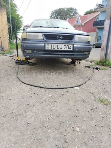 Opel Vectra 1989, 500,000 km - 2.0 l - Bakı