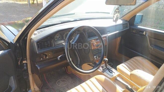 Mercedes 190 1992, 250,000 km - 2.3 l - Cəlilabad