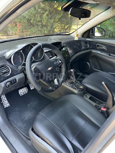 Chevrolet Cruze 2010, 359,442 km - 1.8 л - Qazax