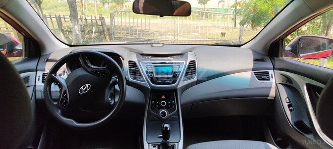 Hyundai Elantra 2015, 162,544 km - 1.8 l - Bakı