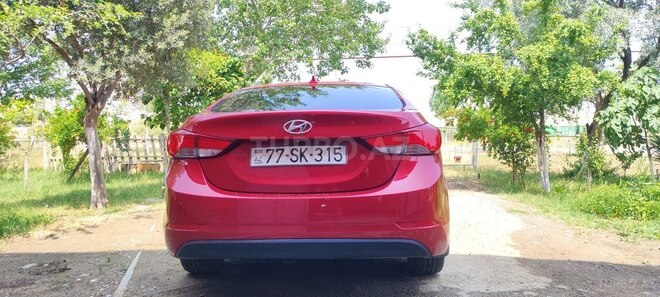 Hyundai Elantra 2015, 162,544 km - 1.8 l - Bakı