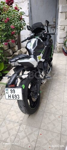 Kawasaki Ninja 650-4
