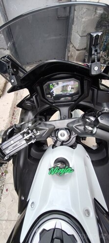 Kawasaki Ninja 650-5