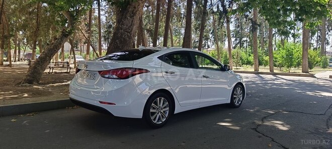 Hyundai Avante 2015, 184,127 km - 1.6 l - Mingəçevir