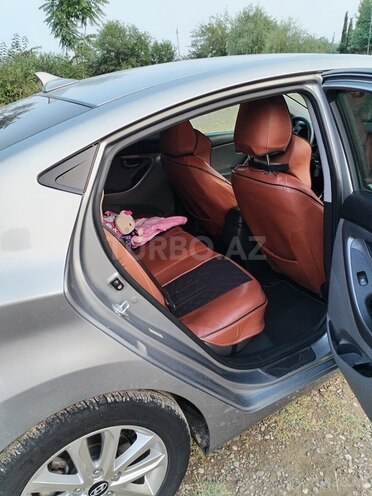 Hyundai Elantra 2015, 125,000 km - 1.8 л - Bakı