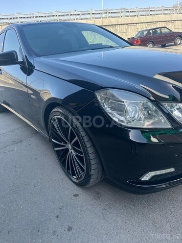 Mercedes E 220 d 2009, 395,000 km - 2.2 l - Bakı